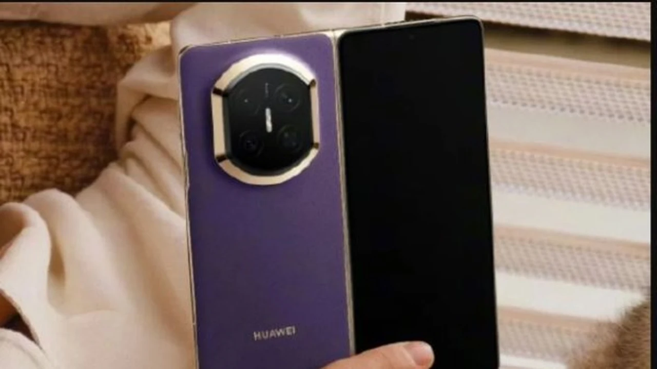 تسريبات تكشف مواصفات هاتف هواوي Mate X8 الجديد القابل للطي بالكامل